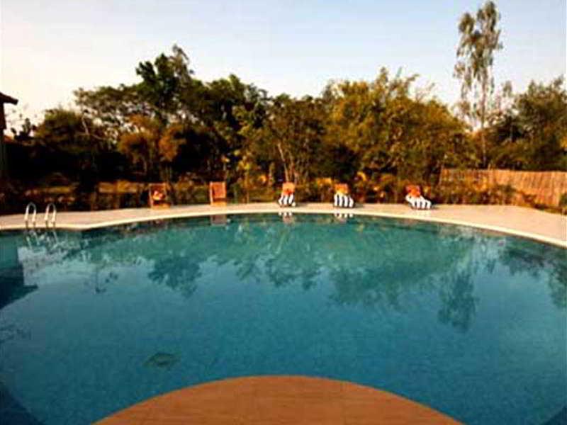 Tiger'S Den Resort Bandhavgarh National Park Екстериор снимка