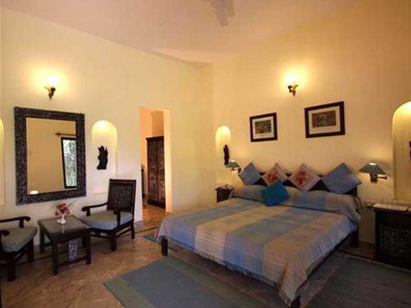 Tiger'S Den Resort Bandhavgarh National Park Екстериор снимка