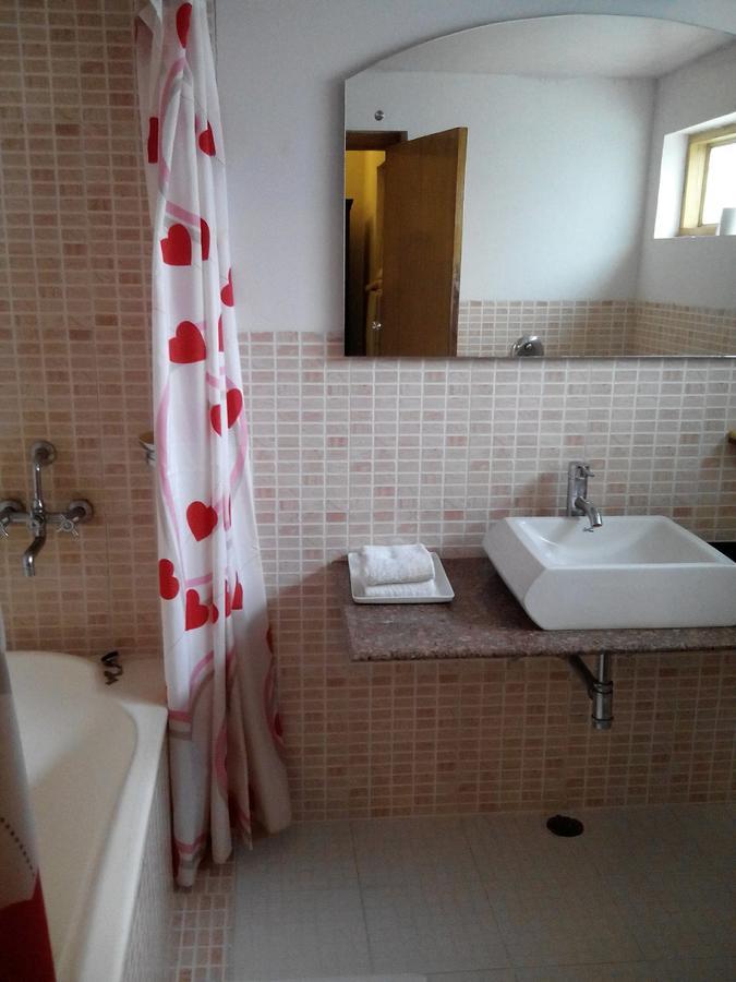 Tiger'S Den Resort Bandhavgarh National Park Стая снимка