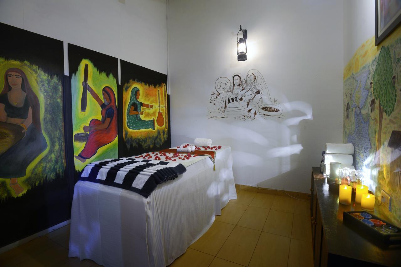 Tiger'S Den Resort Bandhavgarh National Park Екстериор снимка